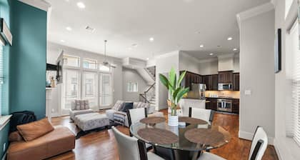 Modern Luxury Retreat Townhouse