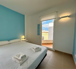 3 bedrooms, iron/ironing board, travel crib, WiFi - Ciutadella Town House (Ciutadella de Menorca)