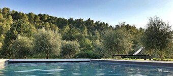 La Caracole :Provencal villa with heated pool, tennis court, nature at your doorstep