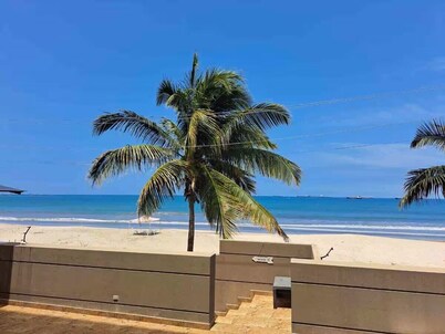 Departamento al pie del mar