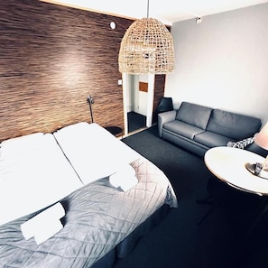 Family Suite | Laptop workspace, blackout curtains, free WiFi - CarlstadCity H Boutique Hotell (Karlstad)