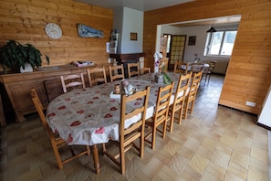 Dining - Gîte "La Partie de Bise", Le Barboux, sleeps 12 (Le Barboux)
