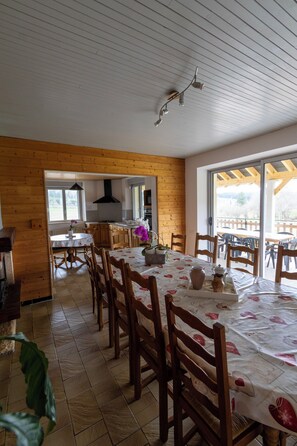 Dining - Gîte "La Partie de Bise", Le Barboux, sleeps 12 (Le Barboux)