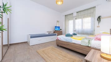 1 chambre, fer et planche Ă  repasser, lit parapluie, Wi-Fi