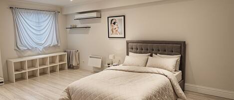 1 Schlafzimmer, Bügeleisen/Bügelbrett, Bettwäsche