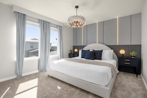 5 bedrooms, iron/ironing board, WiFi, bed sheets