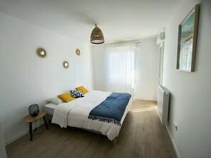 3 soverom, strykejern/-brett og wi-fi (inkludert)