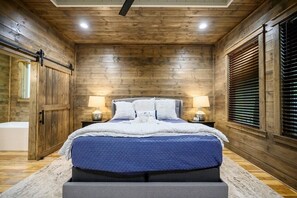 2 slaapkamers, een strijkplank/strijkijzer, gratis wifi, beddengoed