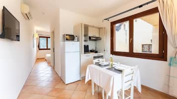 Leilighet, flere soverom, terrasse | Spiseområde