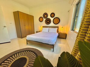 5 chambres, fer et planche à repasser, Wi-Fi, draps fournis