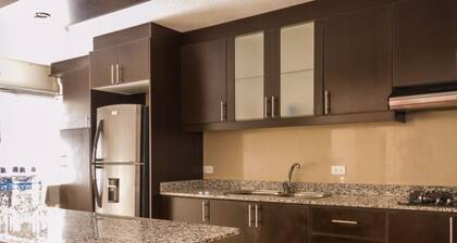 3BR/2BA Condo, close to Old town, and Touristic Areas