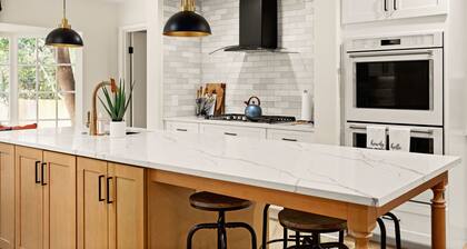 Our Favorite 5BR Home! w/Theatre+Pool+Games+Hot Tub