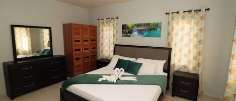 1 chambre, fer et planche à repasser, Wi-Fi, draps fournis