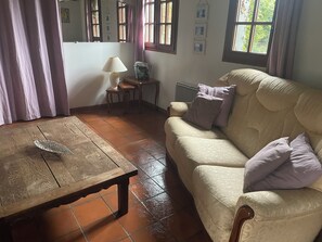 Living area - La charretterie du petit bois (Thénouville)