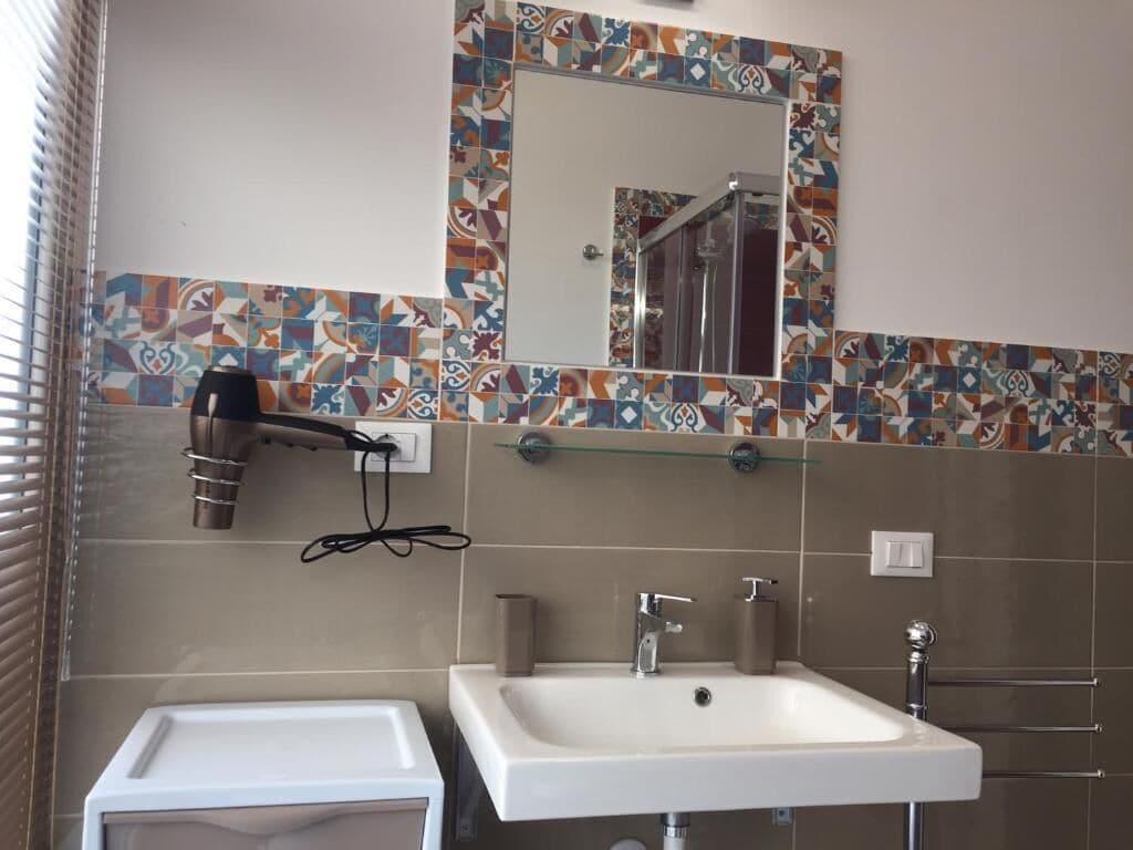 Photo - George House Palermo