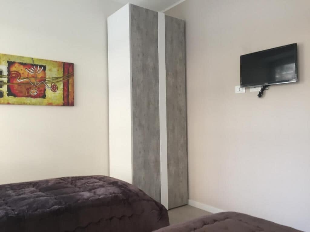 Photo - George House Palermo