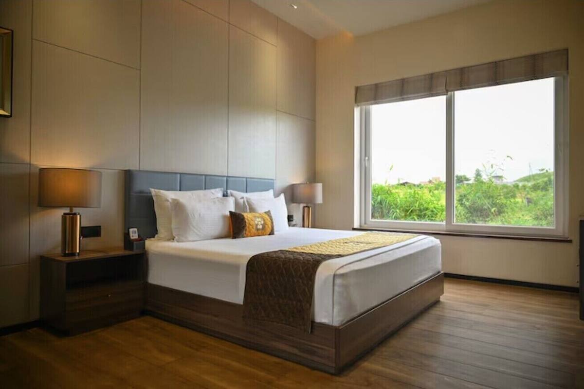 Literie de qualité supérieure, matelas mémoire de forme, minibar