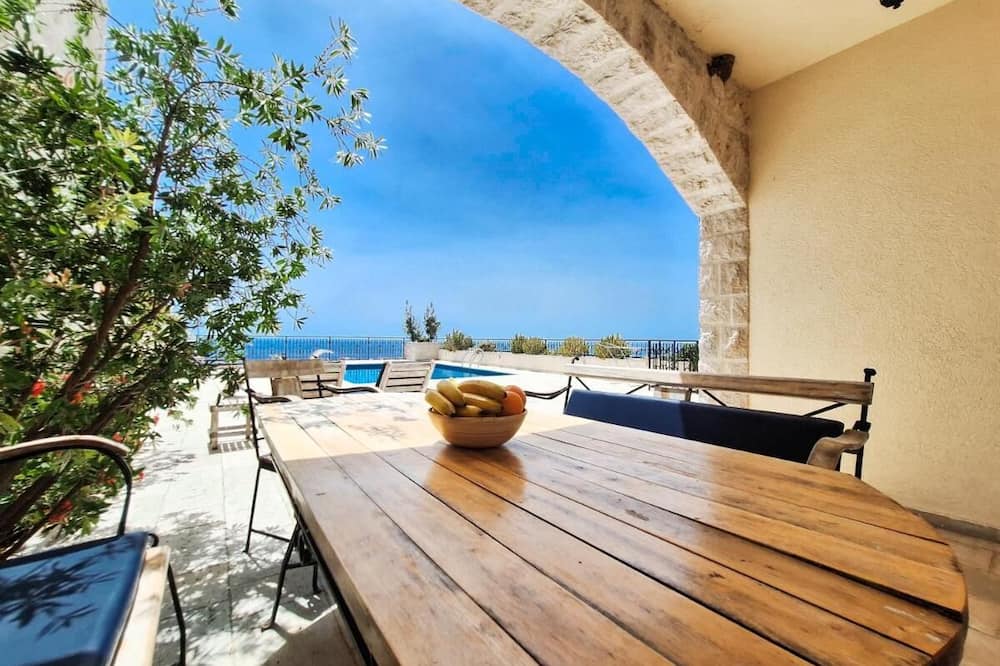 Connected Villas with Sea View
