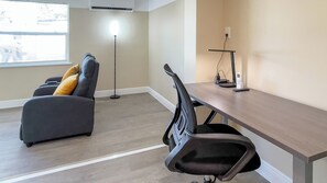 エコノミー スタジオ (Turtle) | リビング エリア