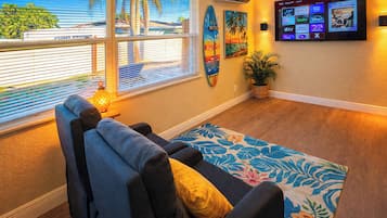 Estudio Deluxe (Parrot) | Wifi gratis