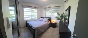 4 bedrooms, WiFi, bed sheets