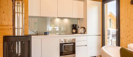 Kühlschrank, Herdplatte, Geschirrspüler