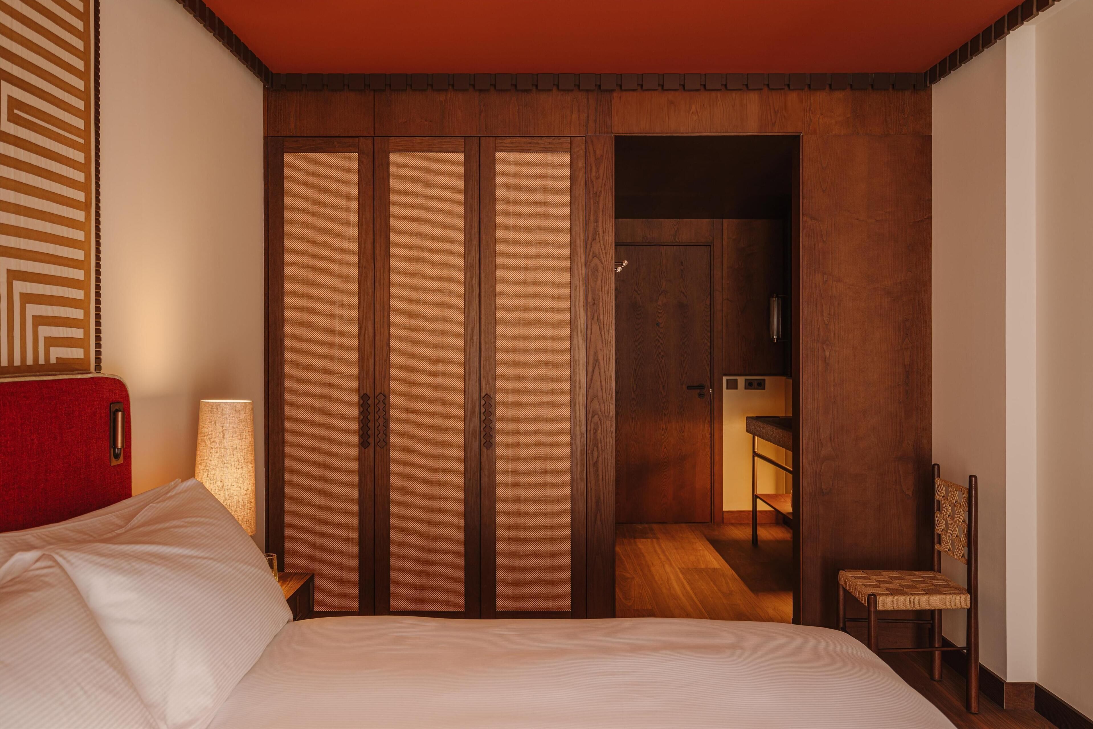 Down duvets, minibar, in-room safe, desk