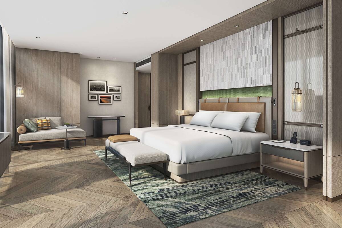 Presidential Suite, 1 King Bed | Iron/ironing board