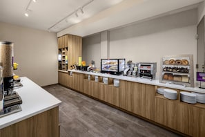 Petit déjeuner buffet compris tous les jours