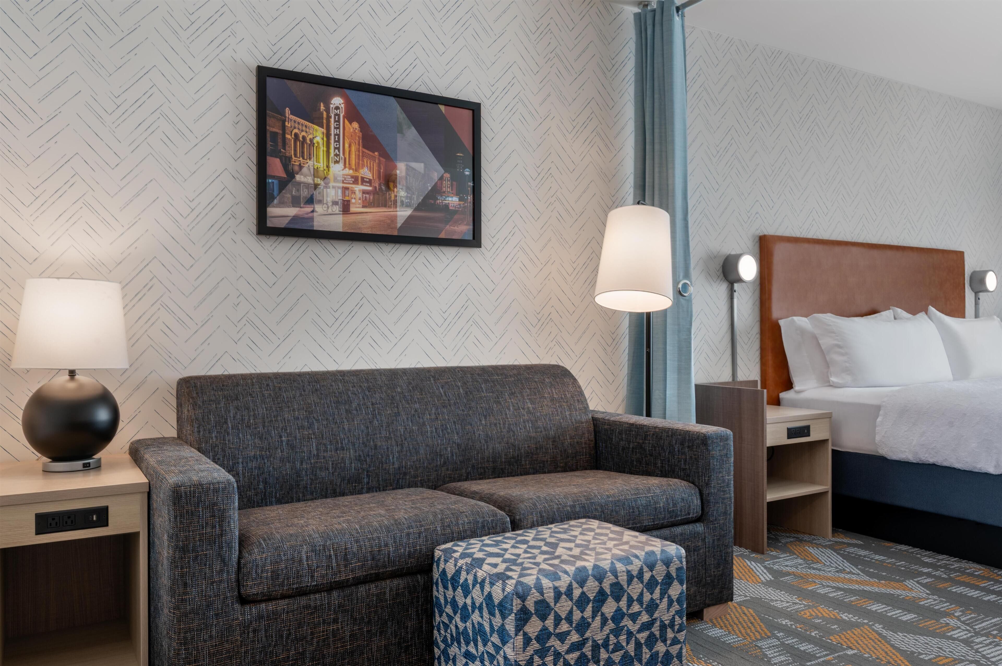 50-inch Smart TV with cable channels, offices