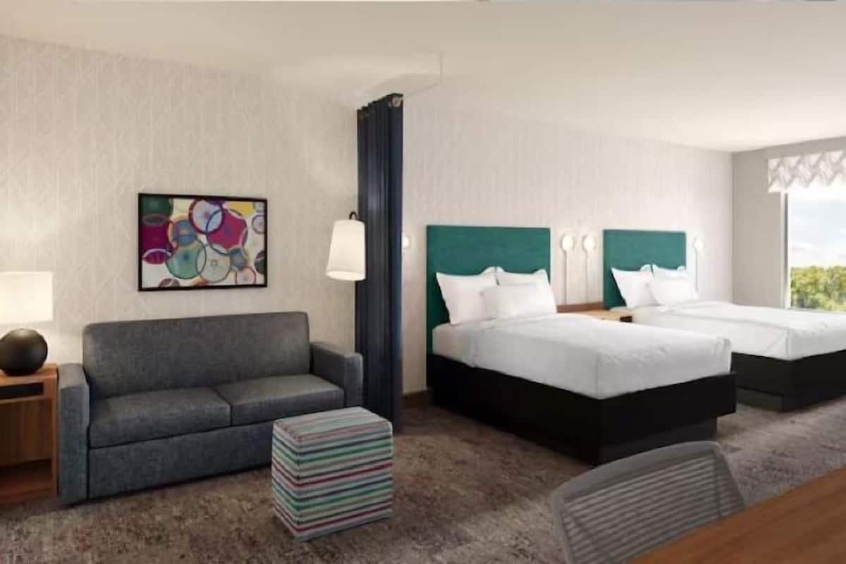 Iron/ironing board, free WiFi