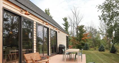 Shade Tree at Loma Cottages