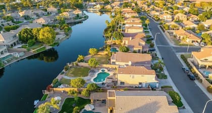 Waterfront Villa with Pool Hot Tub Lounge area