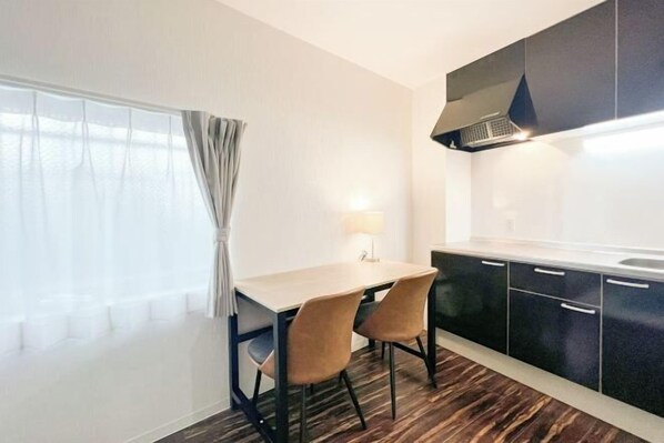 Room - Osaka House Sinkan (Osaka)