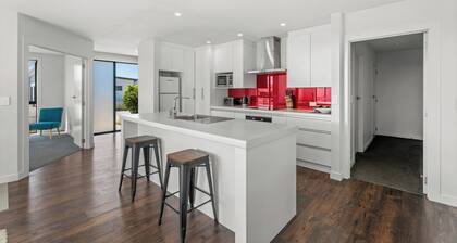 The Alpine Patch - Wanaka Holiday Home