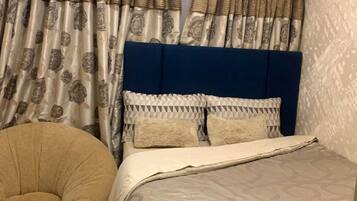 1 bedroom, iron/ironing board, WiFi, bed sheets