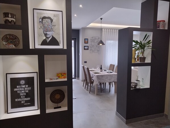 Dining - Your New Holiday Home! (Lido di Ostia)