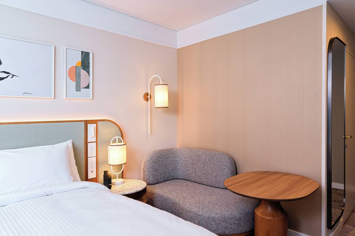 Room amenity