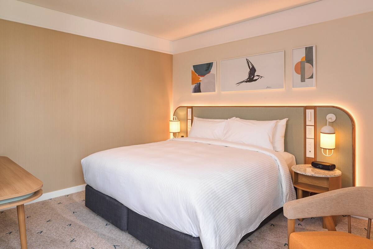 In-room safe, blackout drapes, soundproofing, iron/ironing board