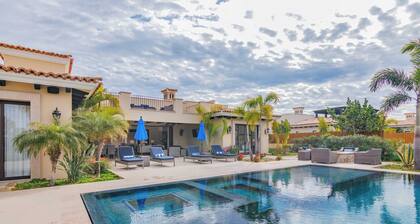 Diamante Golf Villa on Oasis Course Four bedroom home with full-time housekeeper