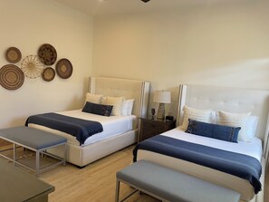 4 Schlafzimmer, Zimmersafe, Bügeleisen/Bügelbrett, kostenloses WLAN