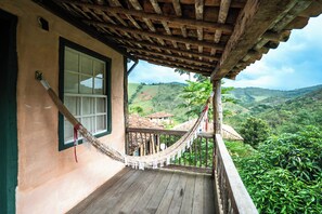 Luxury House, Mountain View | Terrace/patio - Ibiti Village (Lima Duarte)