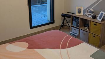 1 bedroom, WiFi, bed sheets