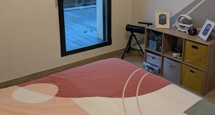 Chambre chez l'habitant, quartier paisible à proximité de Rennes et Aéroport