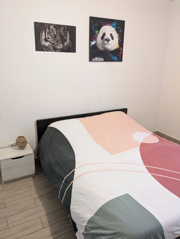 1 bedroom, WiFi, bed sheets