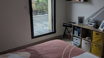 1 bedroom, WiFi, bed sheets