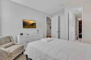 7 Schlafzimmer, Bügeleisen/Bügelbrett, WLAN, Bettwäsche