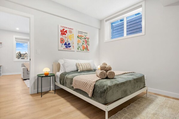 2 bedrooms, desk, iron/ironing board, travel cot