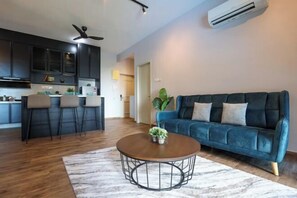 Iron/ironing board - Atlantis Residence Premium By I Housing (Melaka)