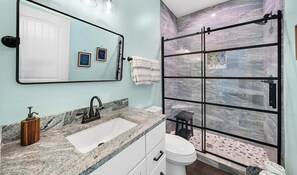 Ev, Birden Çok Yatak (Lah De Dah) | Banyo